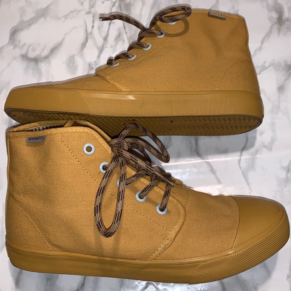 COPY - Bangs Canvas Hi top Sneakers tan size women’s 8 - Picture 1 of 11